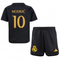 Otroški Nogometni dresi Real Madrid Luka Modric #10 Tretji 2023-24 Kratek Rokav (+ Kratke hlače)